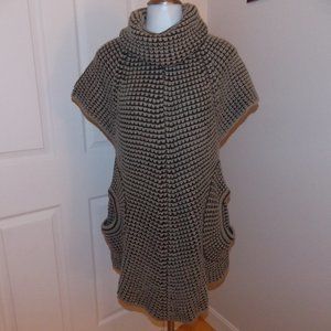 Sisters tunic style pullover sweater size M